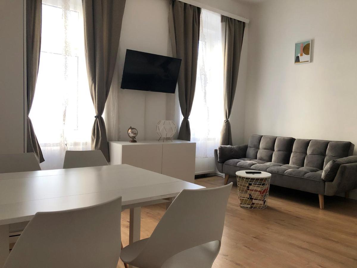 Central Apartment Near Subway Station 2 Вена Экстерьер фото